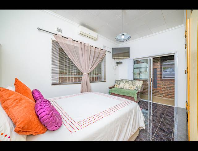 4 BEDROOM HOUSE FOR SALE IN MOUNT VERNON